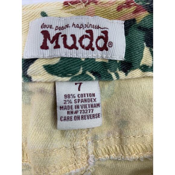 Mudd Denim Shorts Juniors 7 Yellow Floral Lace Shorttail Booty Cut Offs Distress - Picture 6 of 10